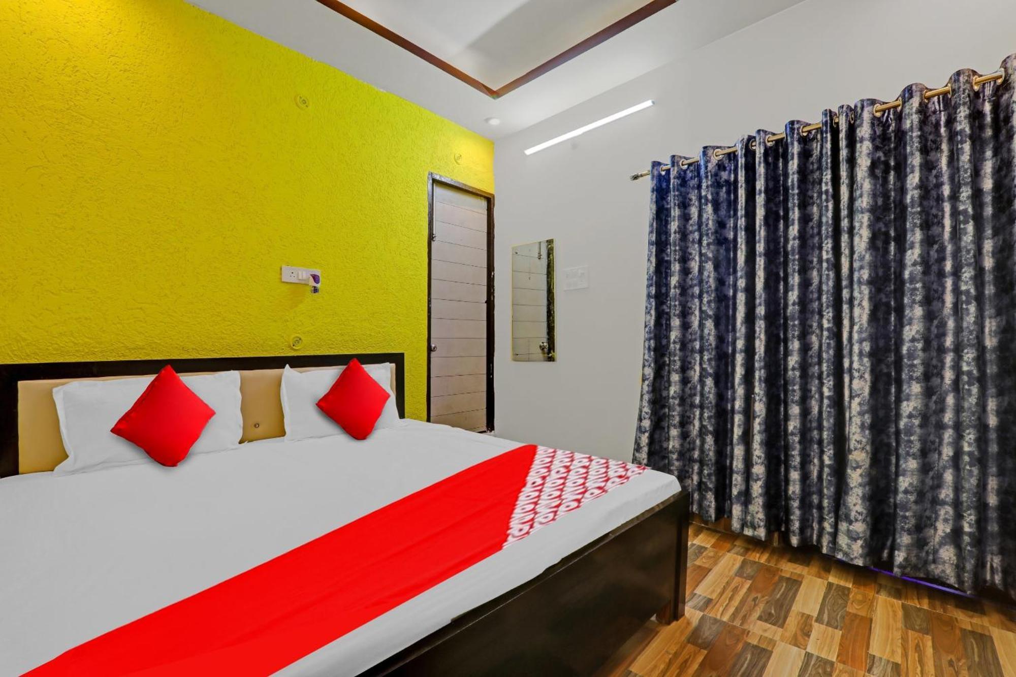 Hotel O R K Hotels Lucknow Eksteriør billede