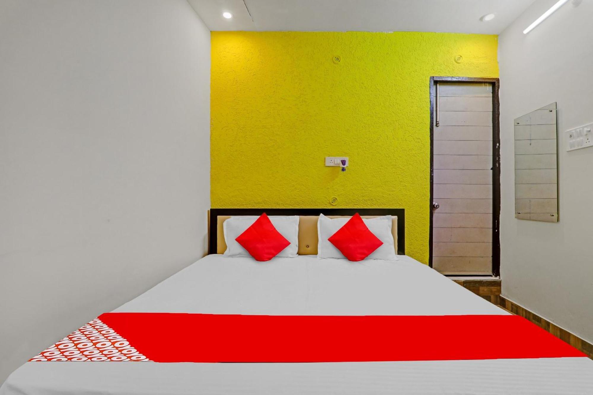 Hotel O R K Hotels Lucknow Eksteriør billede
