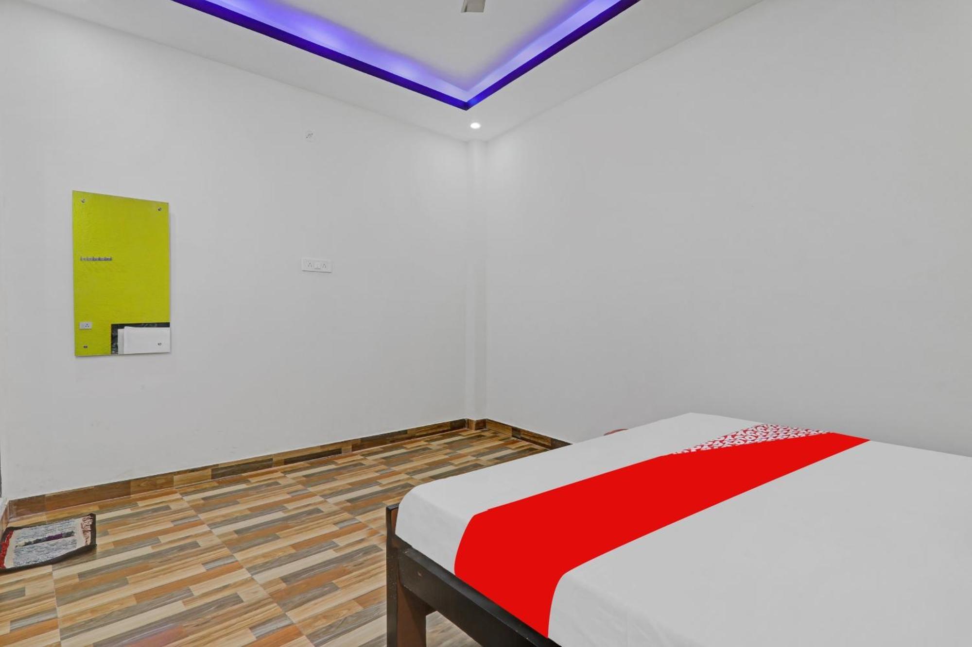 Hotel O R K Hotels Lucknow Eksteriør billede