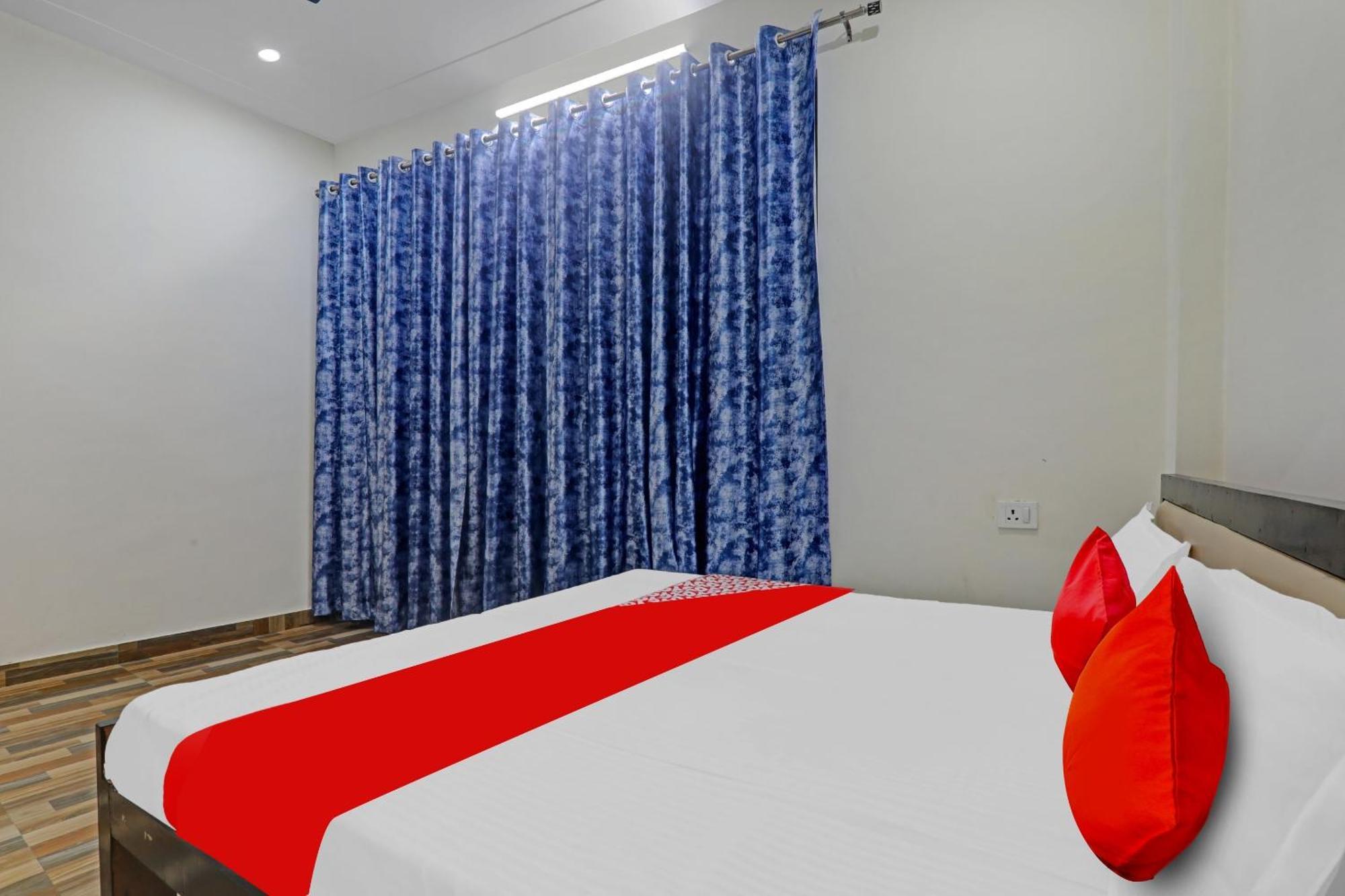 Hotel O R K Hotels Lucknow Eksteriør billede