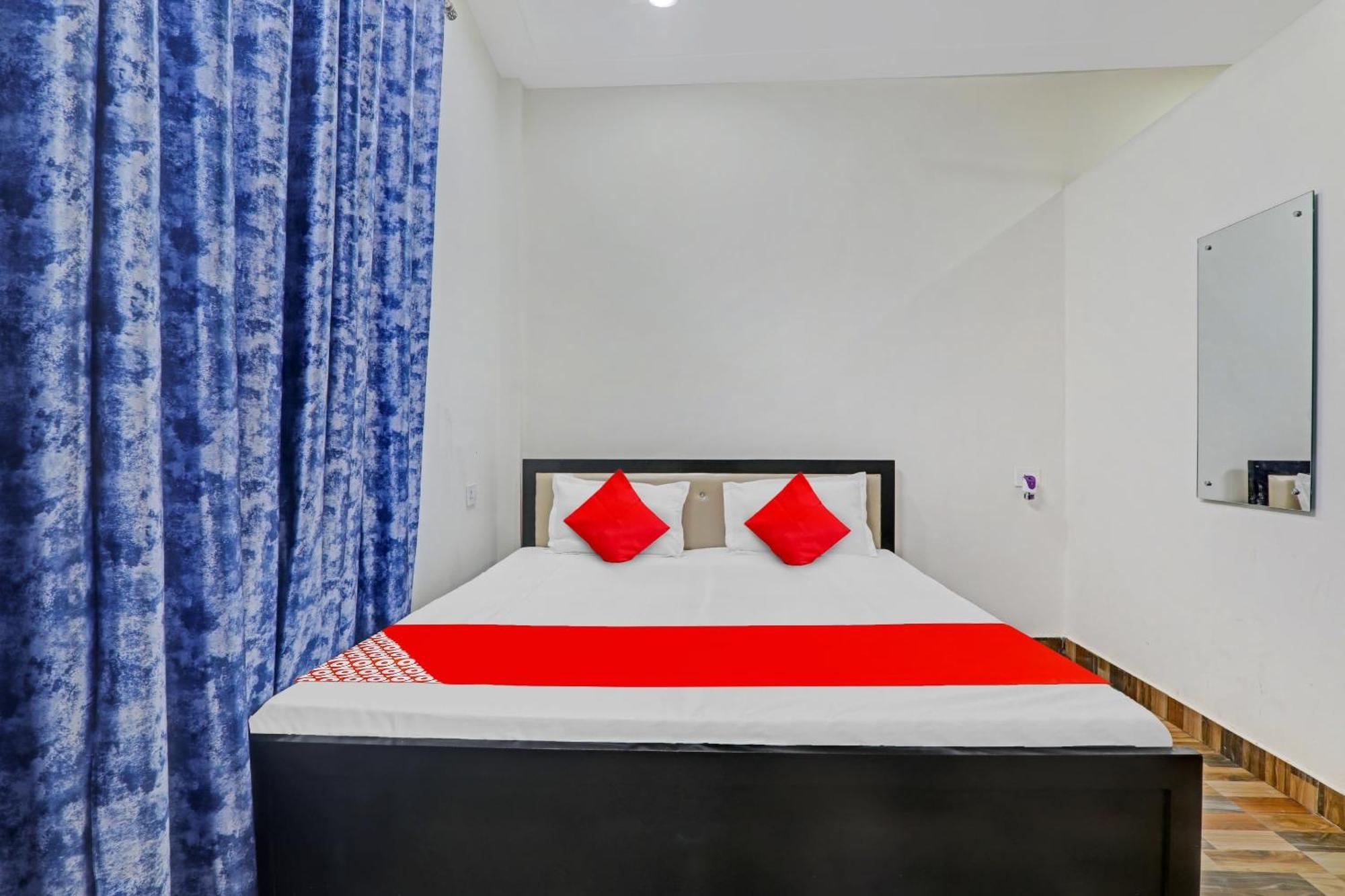 Hotel O R K Hotels Lucknow Eksteriør billede